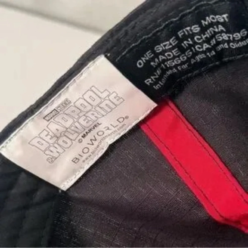 BEST BUBS! Black Graphic Cap with Red Rope Trim